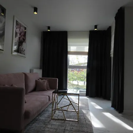 El - Solaris Apartment