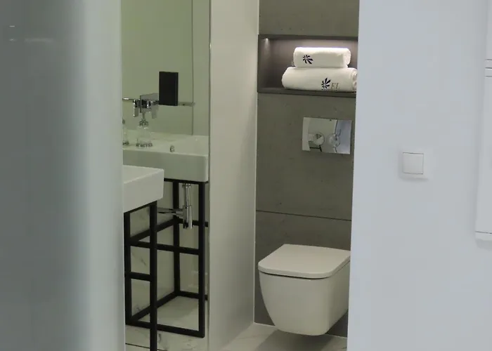 El - Solaris Apartment